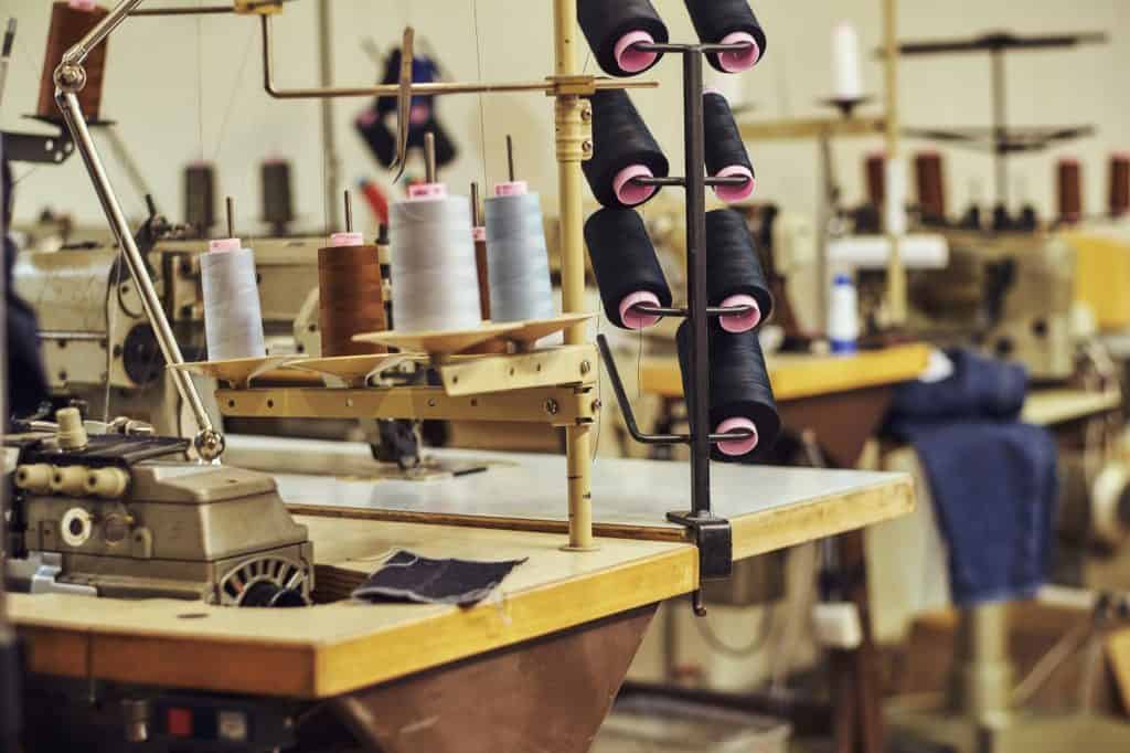 ¿Por qué optar por ropa de trabajo fabricada localmente?